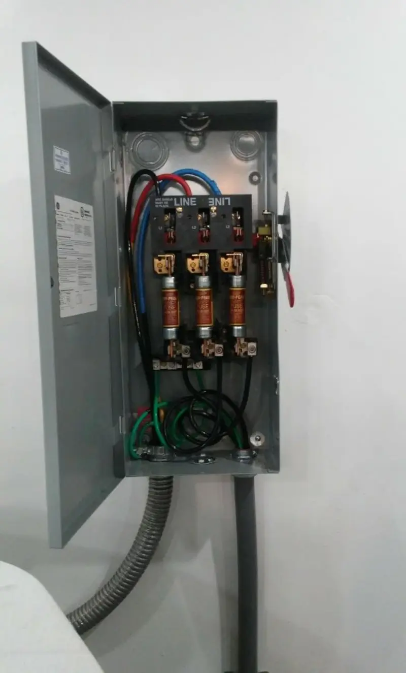 Three-phase disconnect switch installed for Smoke Detector Installation in Walnut